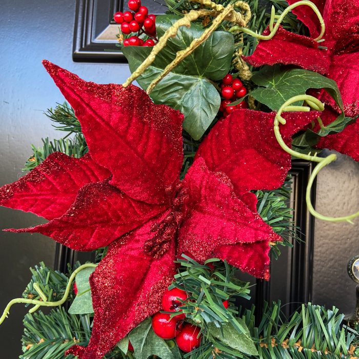 Red Poinsettia Christmas Wreath Artificial Flowers - Image 6