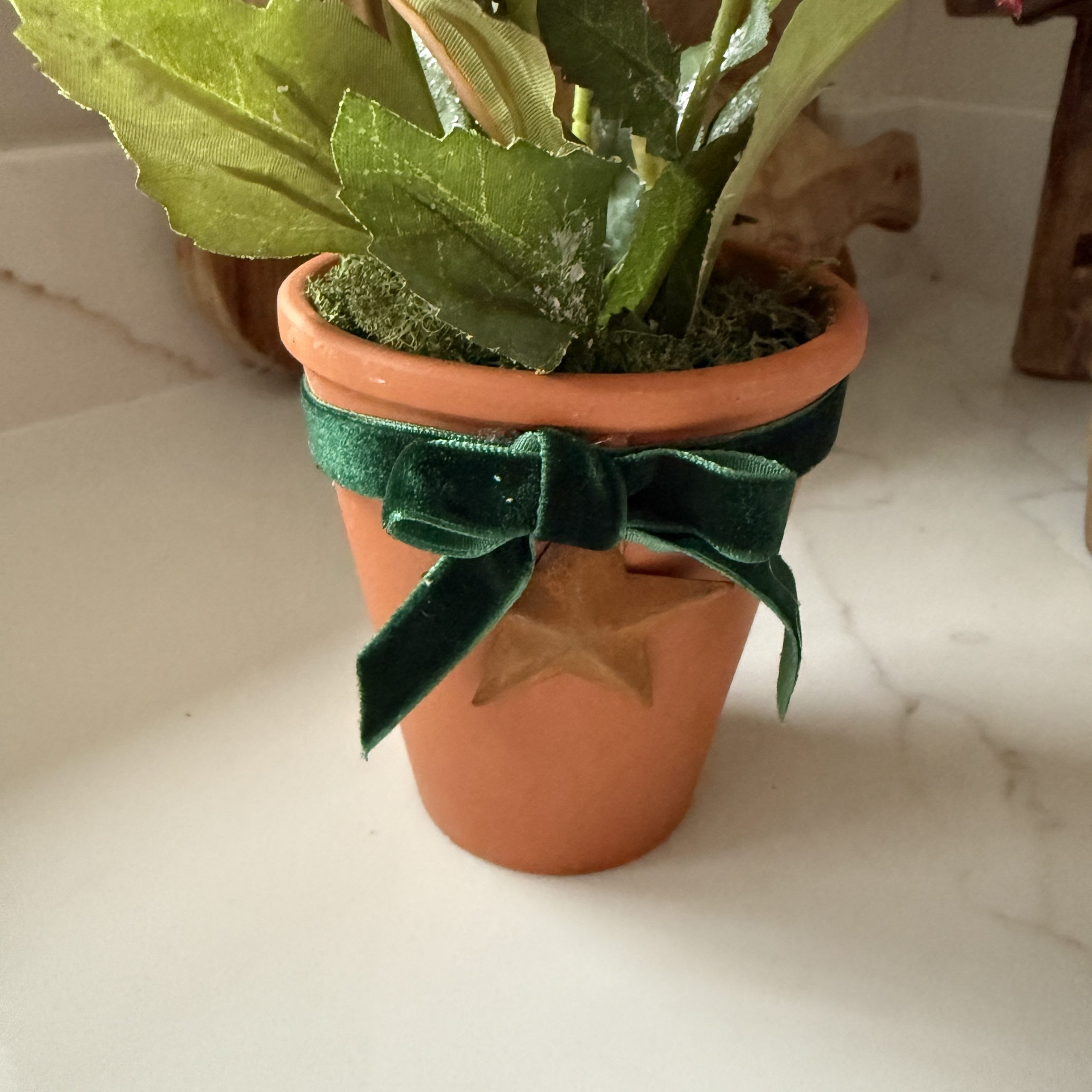 Artificial Frosted Hellebore Flower Arrangement - Image 3