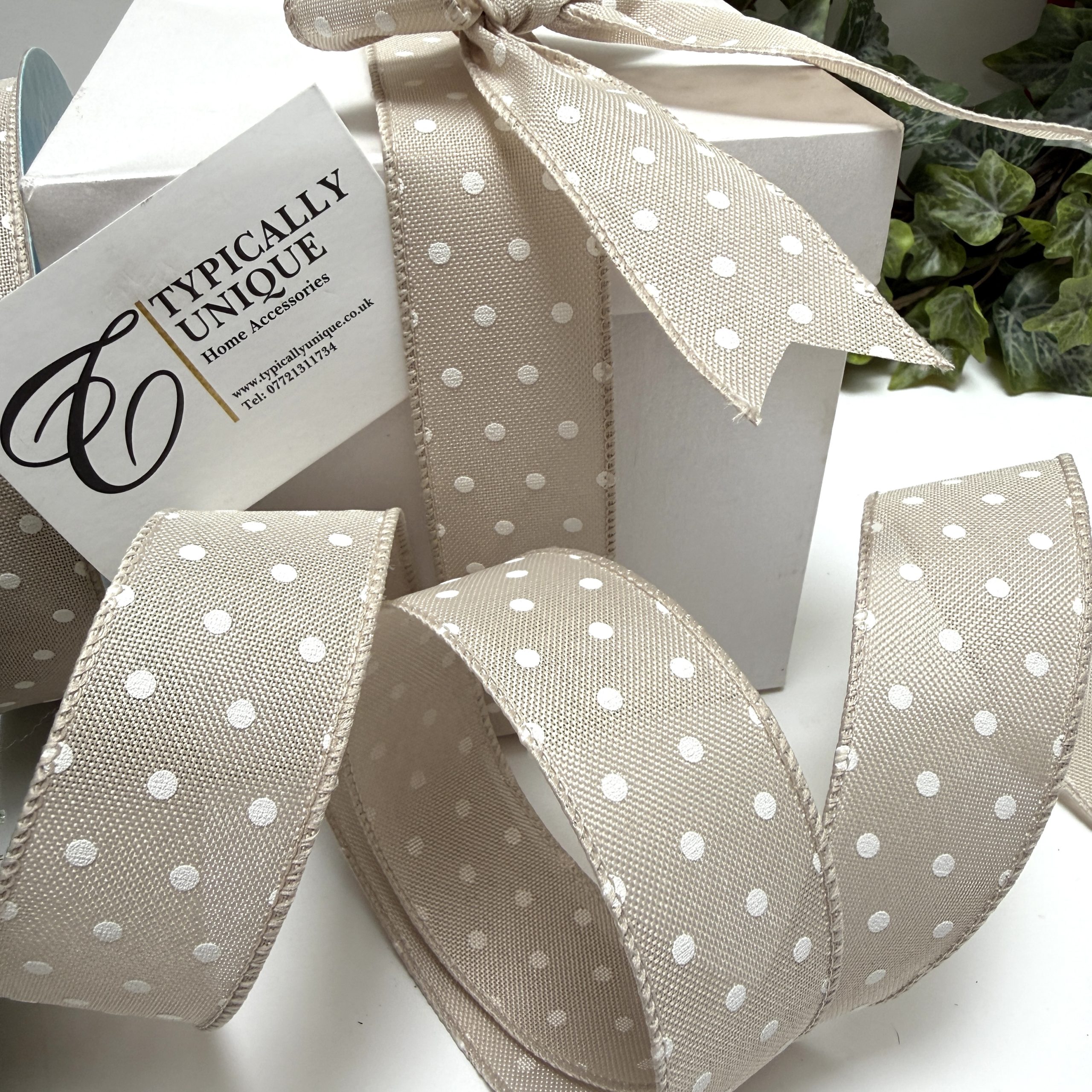 2 Pre-tied Wire Edged Beige White Polka Dot Bows 'Bria' - Image 4