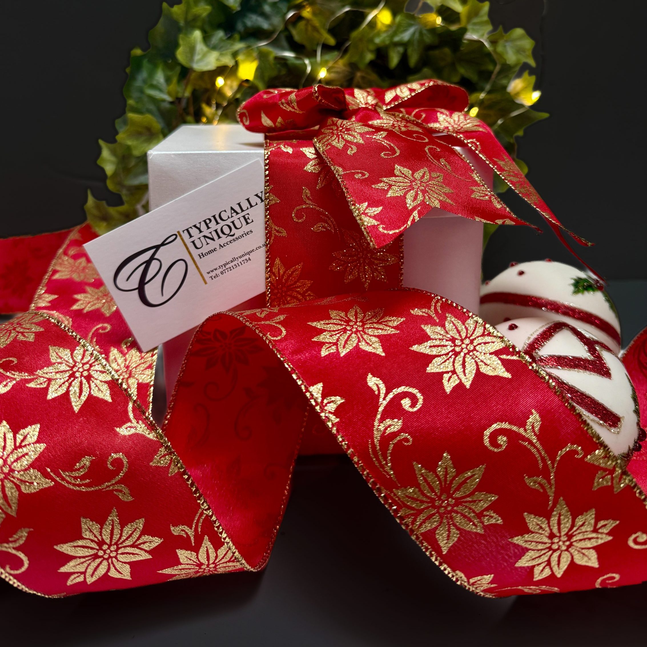 Christmas Ribbon Wire Edged 'Gold Poinsettia'